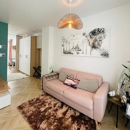 Le Nid Douillet De Patricia Apartment Paris Exterior photo