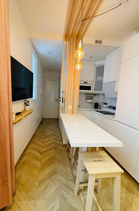 Le Nid Douillet De Patricia Apartment Paris Exterior photo
