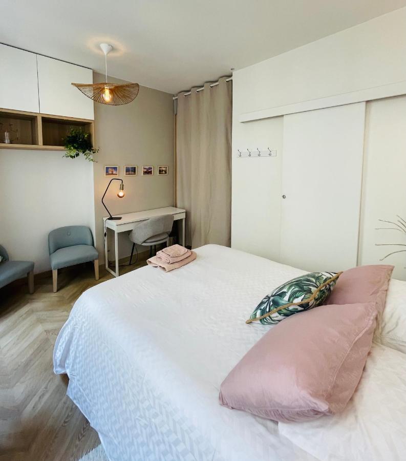 Le Nid Douillet De Patricia Apartment Paris Exterior photo