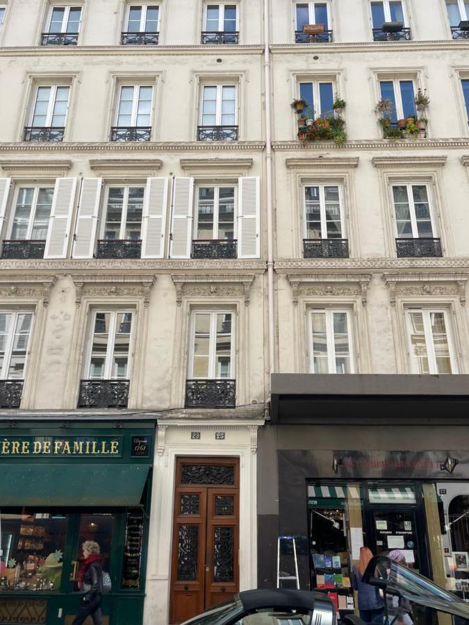 Le Nid Douillet De Patricia Apartment Paris Exterior photo